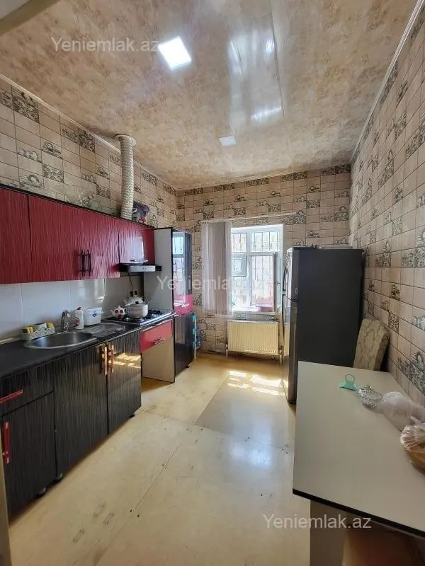 Satılır 5 otaqlı həyət evi 110 m²