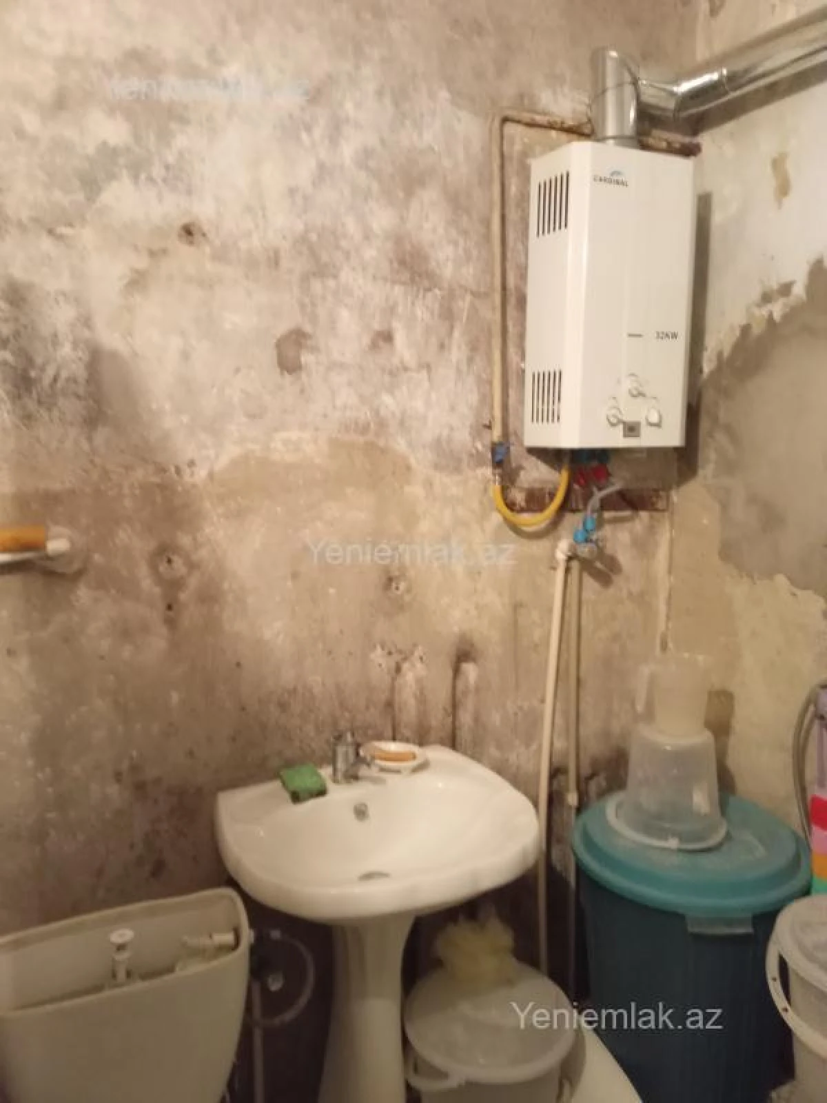 Satılır 1 otaqlı köhnə tikili 36 m²