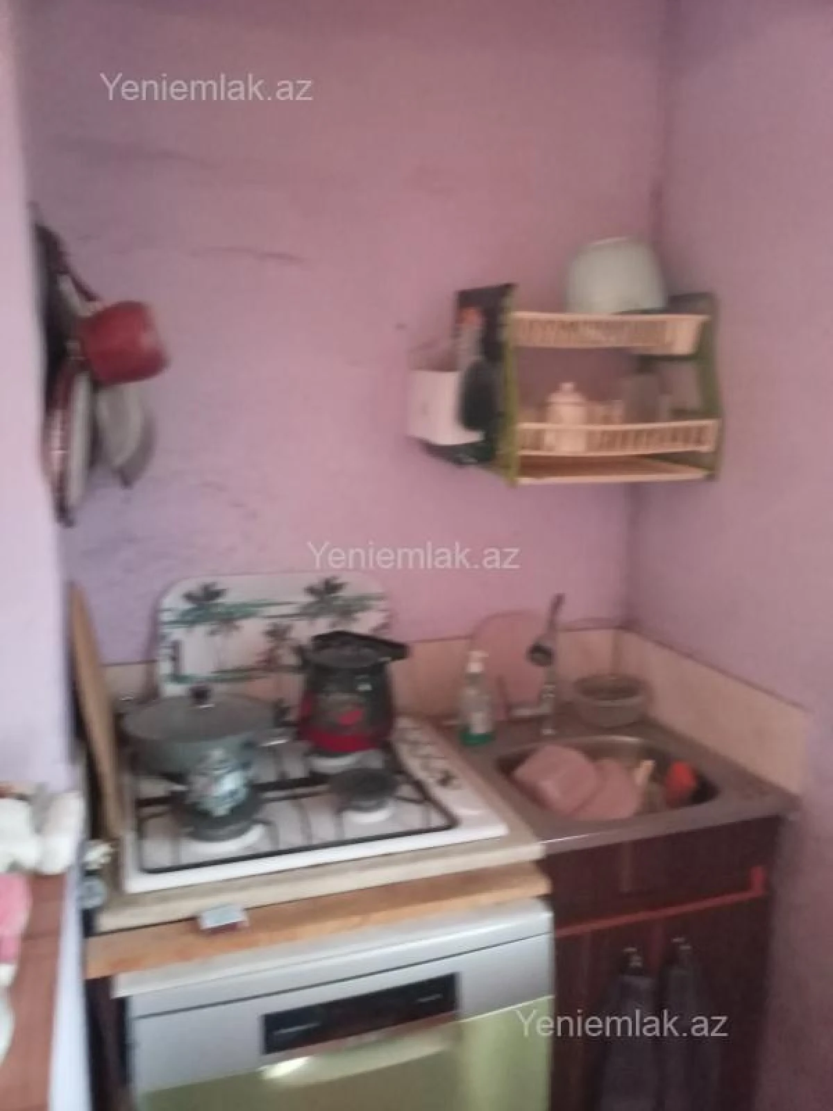 Satılır 1 otaqlı köhnə tikili 36 m²