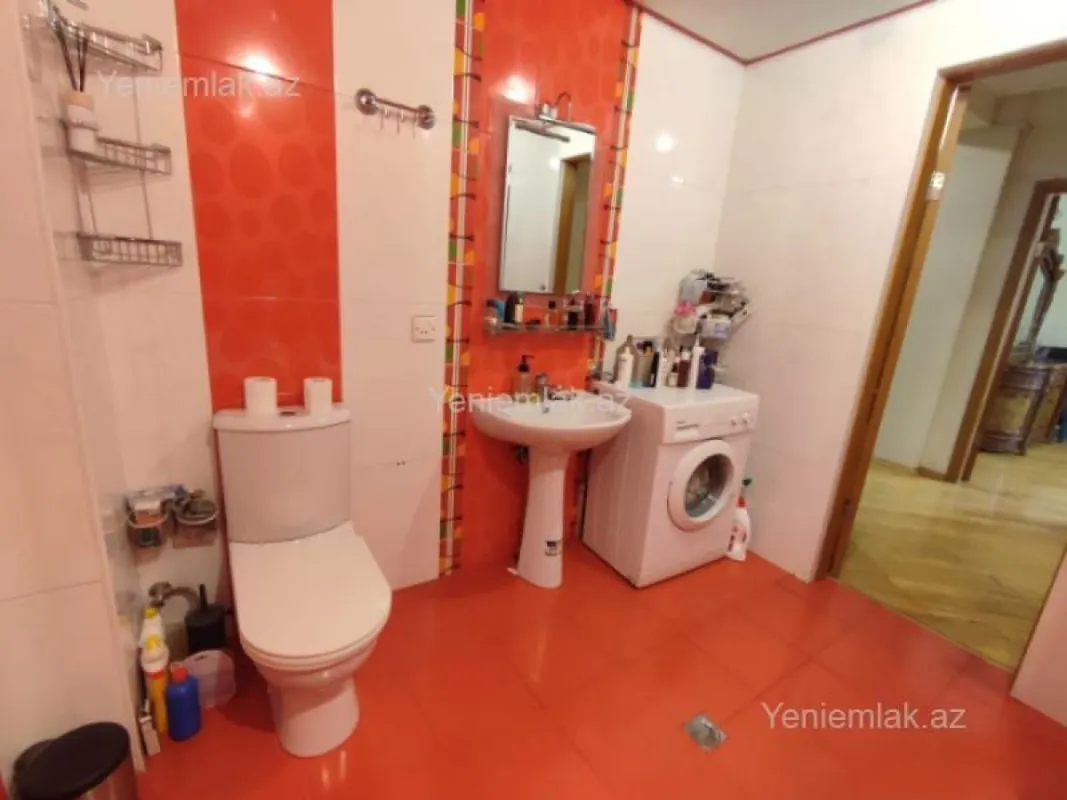 Satılır 3 otaqlı yeni tikili 120 m²