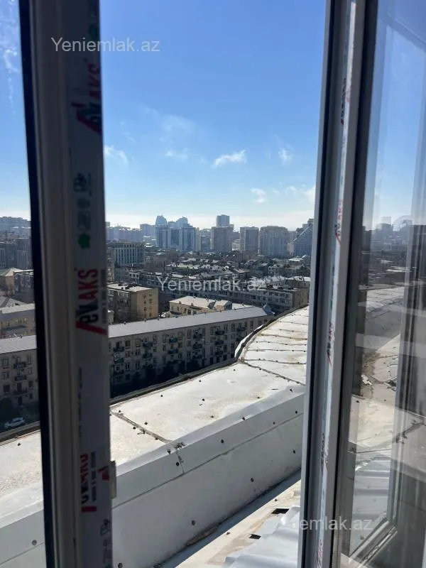 Satılır 3 otaqlı yeni tikili 75 m²