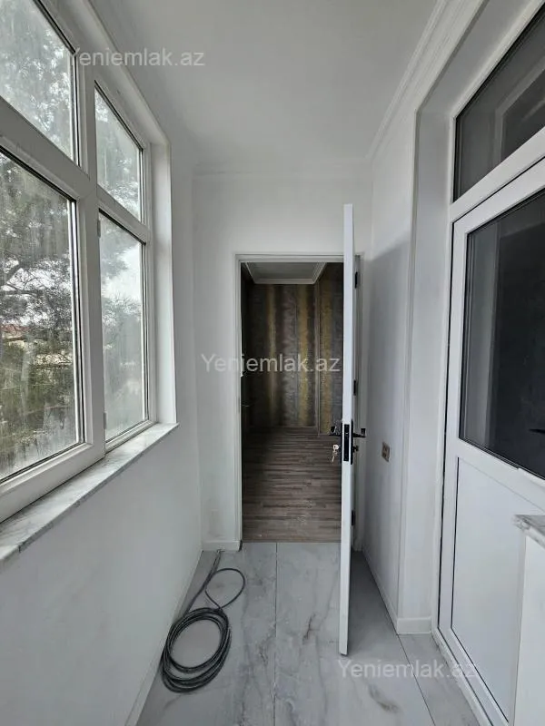 Satılır 3 otaqlı köhnə tikili 75 m²
