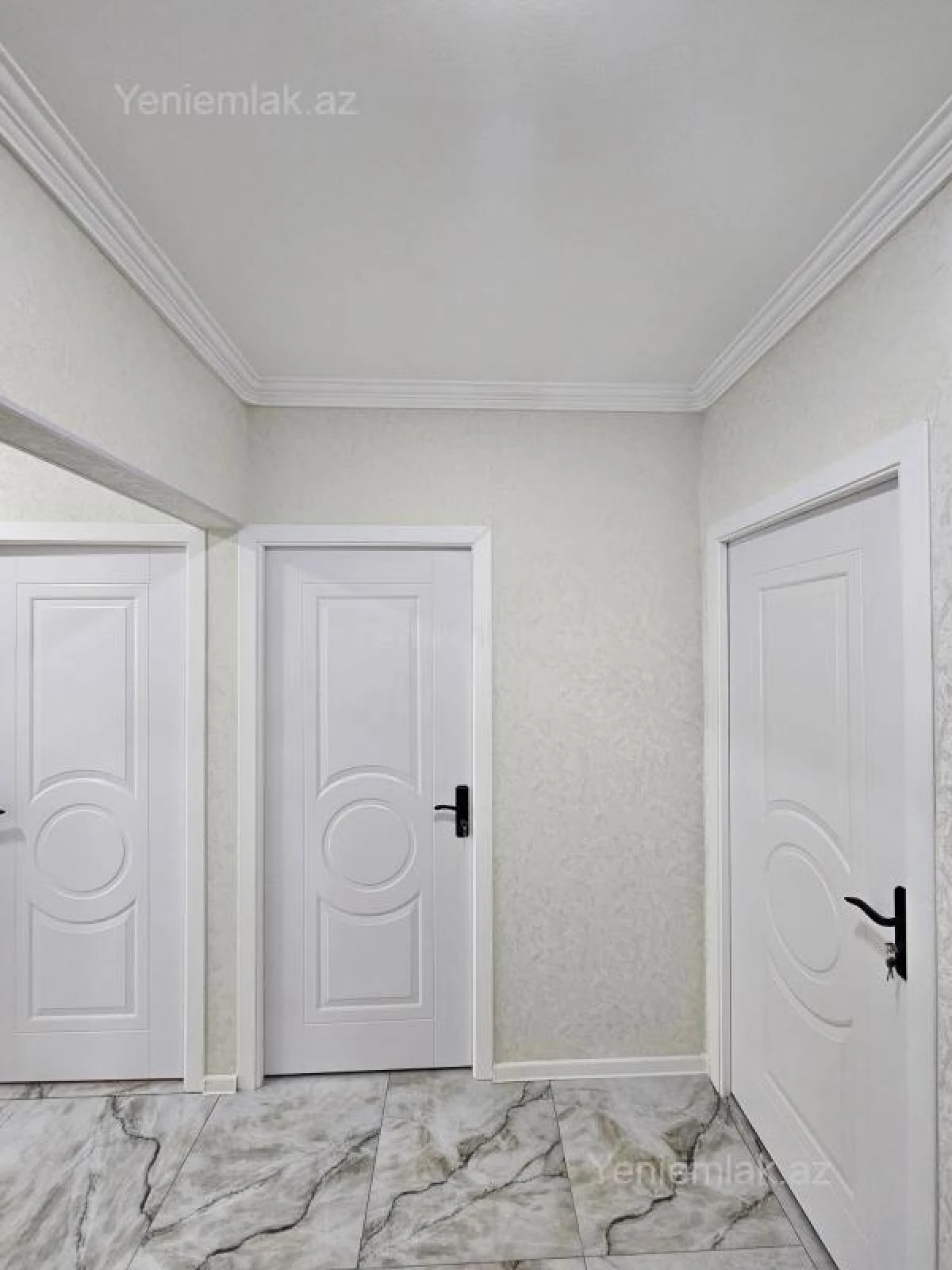 Satılır 3 otaqlı köhnə tikili 75 m²