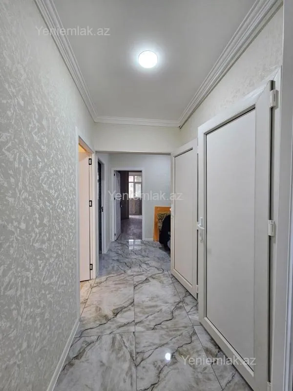 Satılır 3 otaqlı köhnə tikili 75 m²