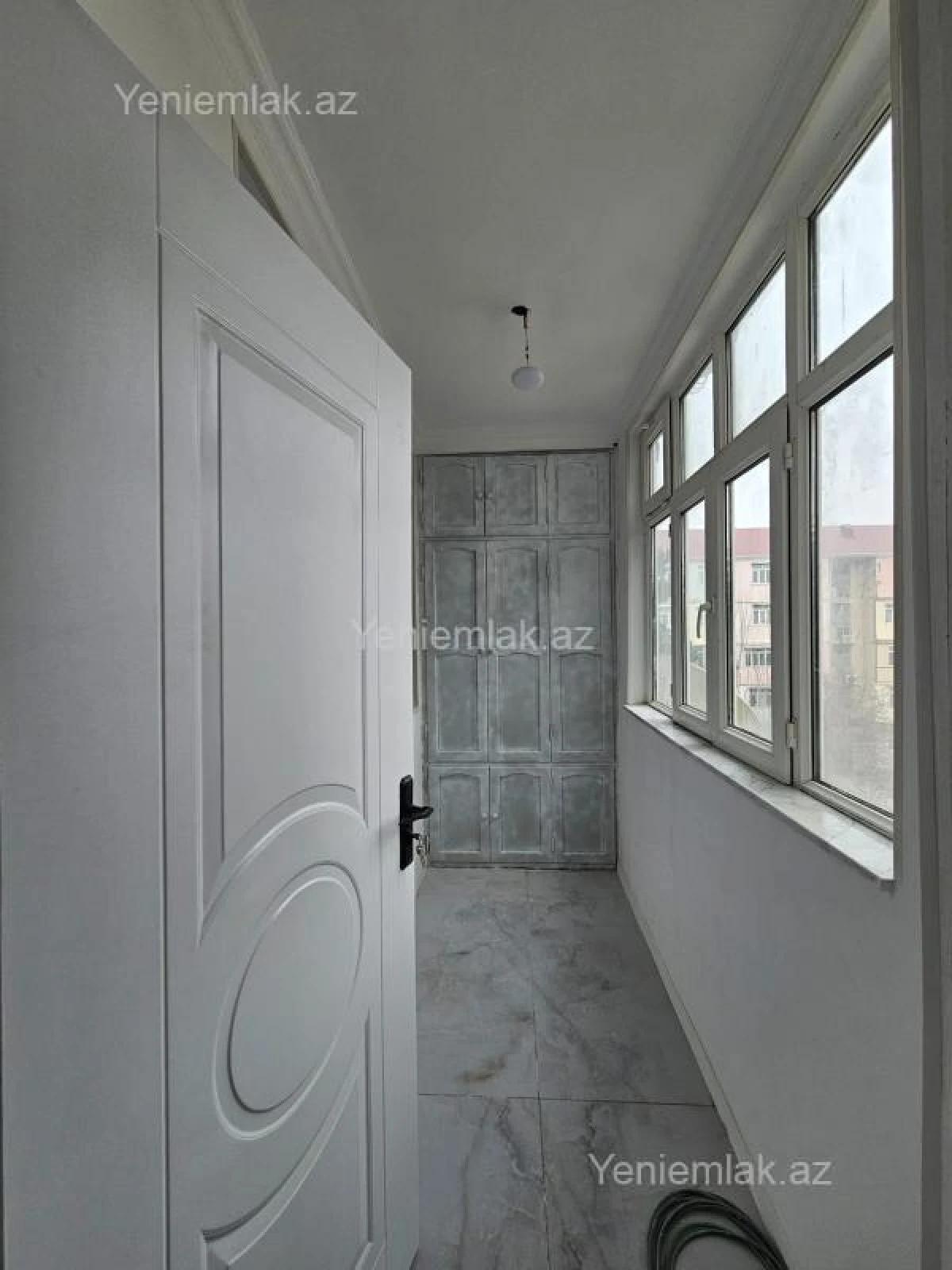 Satılır 3 otaqlı köhnə tikili 75 m²
