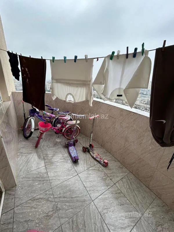 Satılır 3 otaqlı yeni tikili 110 m²