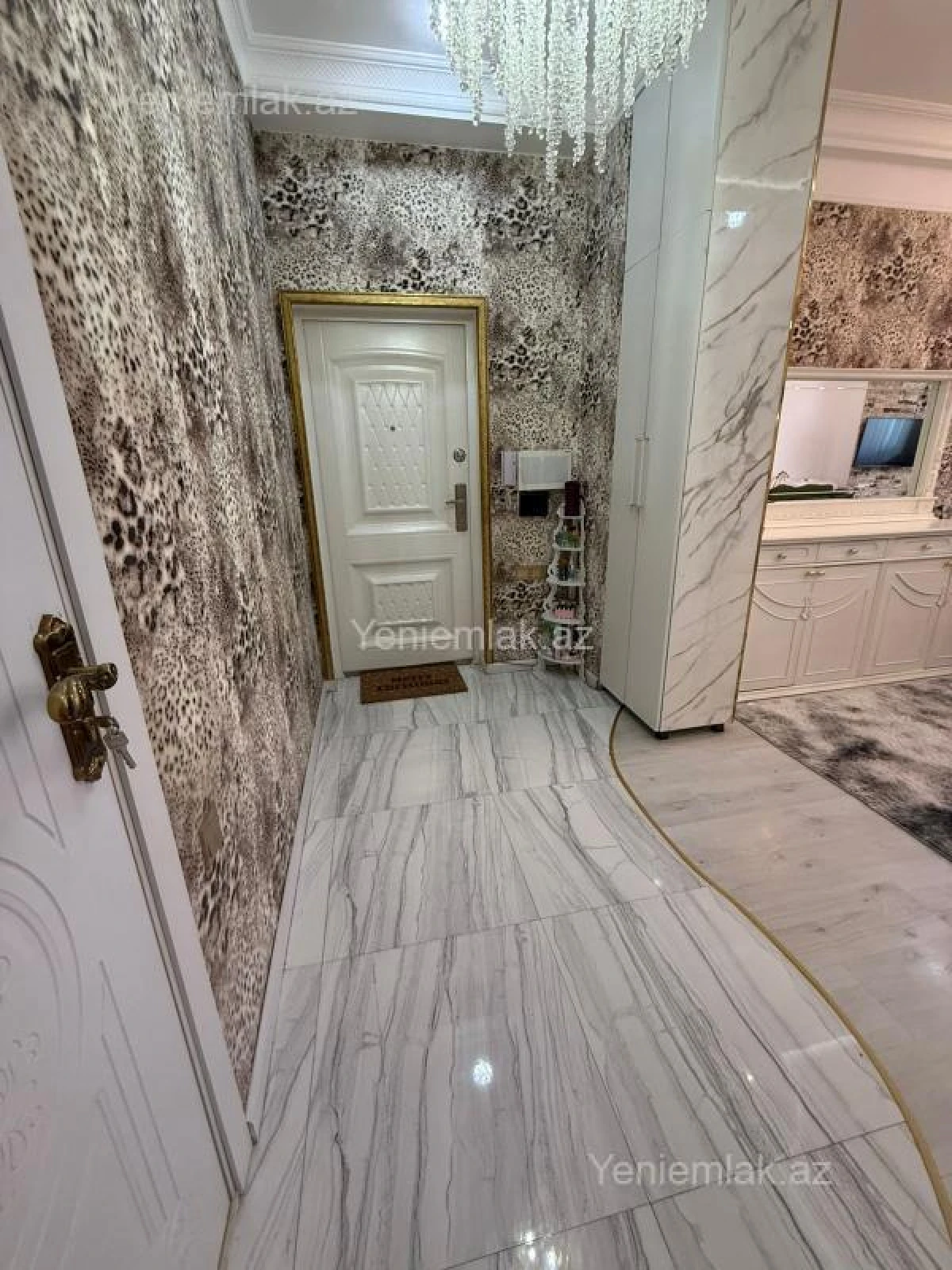 Satılır 3 otaqlı yeni tikili 95 m²