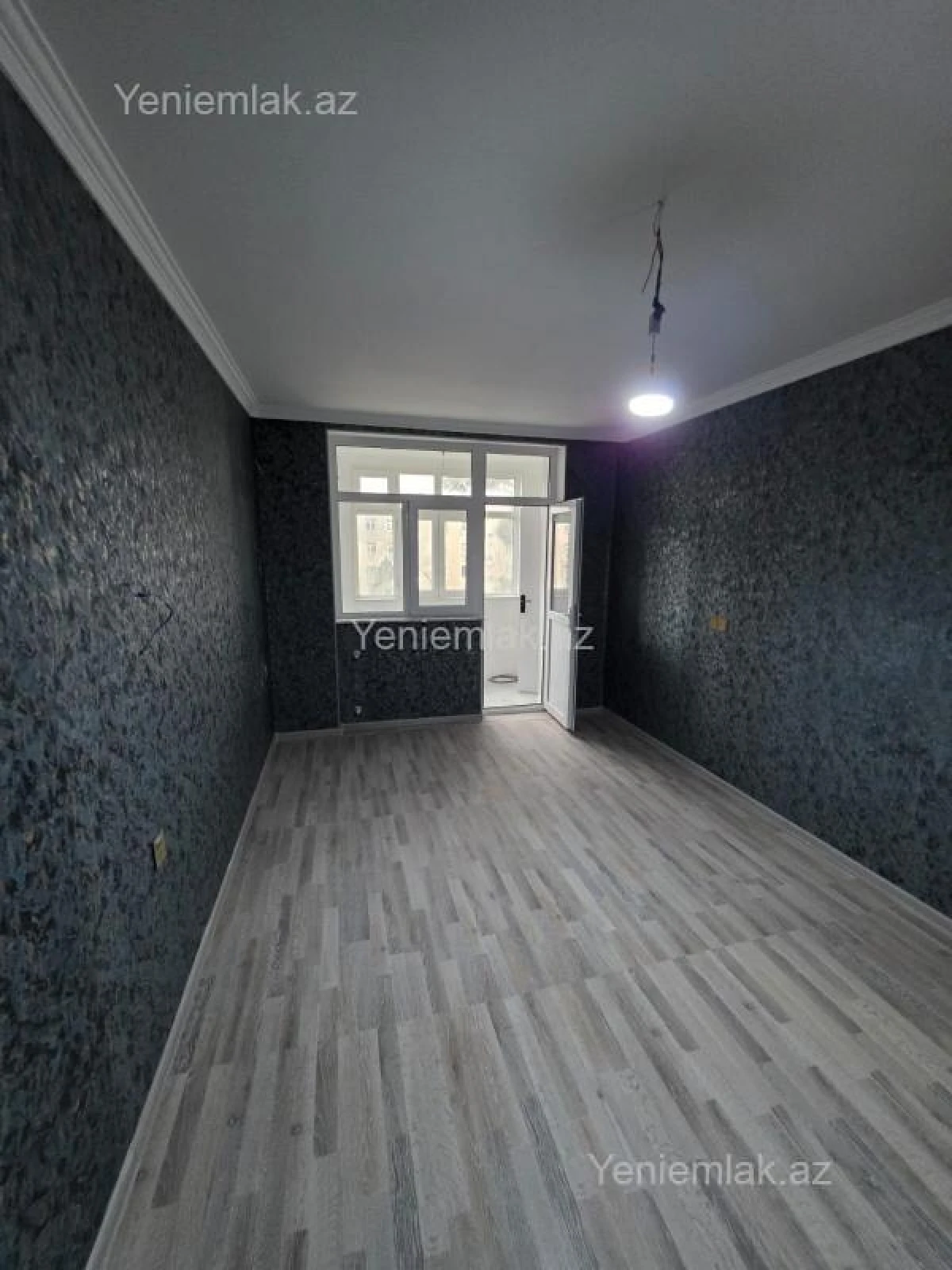 Satılır 3 otaqlı köhnə tikili 80 m²