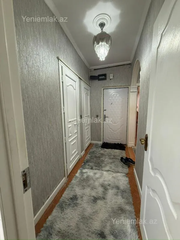 Satılır 2 otaqlı köhnə tikili 60 m²