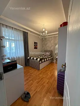 Satılır 2 otaqlı köhnə tikili 60 m²