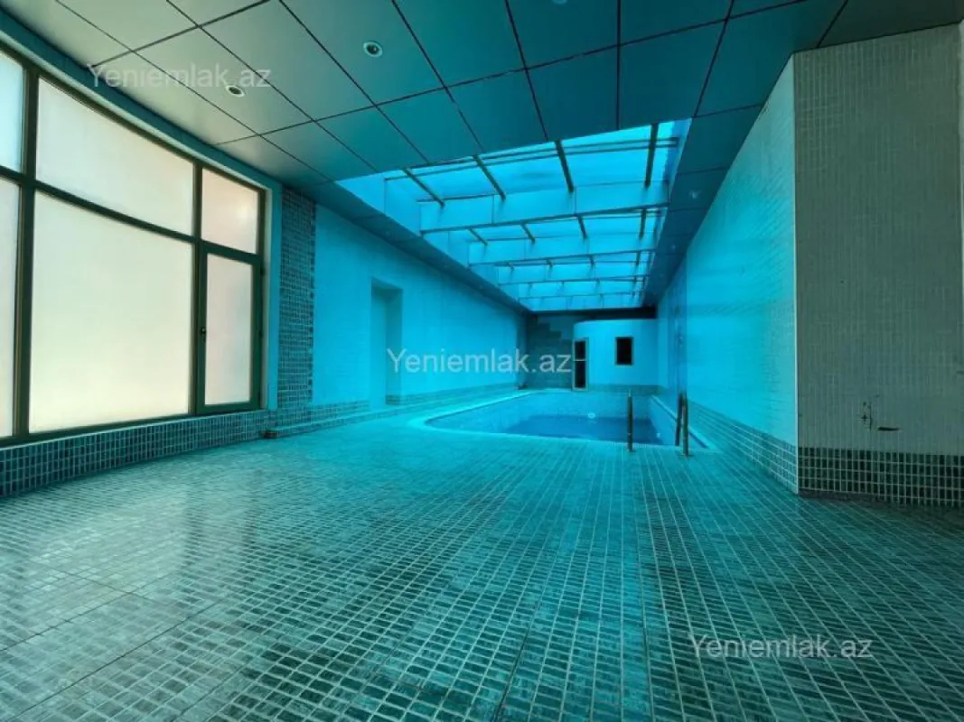 Satılır 6 otaqlı həyət evi 1000 m²