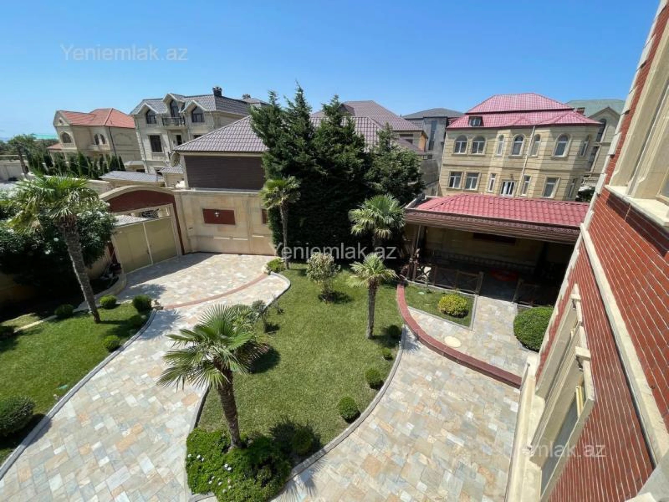 Satılır 6 otaqlı həyət evi 1000 m²