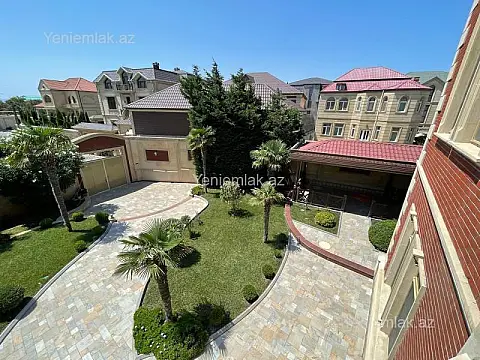 Satılır 6 otaqlı həyət evi 1000 m²