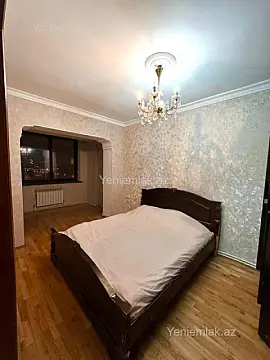 Satılır 3 otaqlı köhnə tikili 90 m²