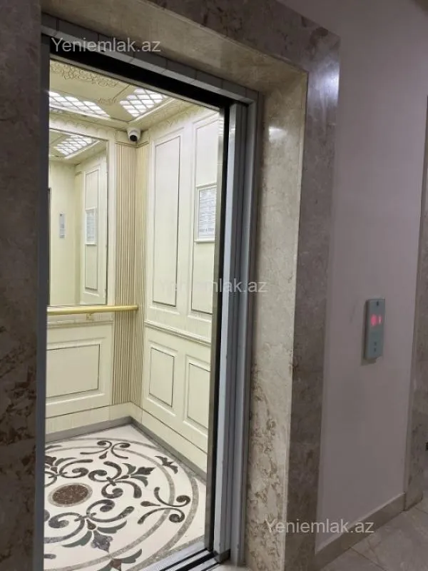 Satılır 4 otaqlı yeni tikili 229 m²