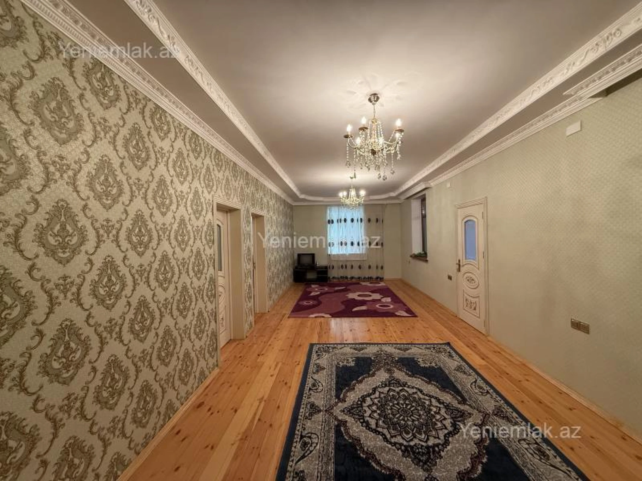 Satılır 7 otaqlı həyət evi 180 m²