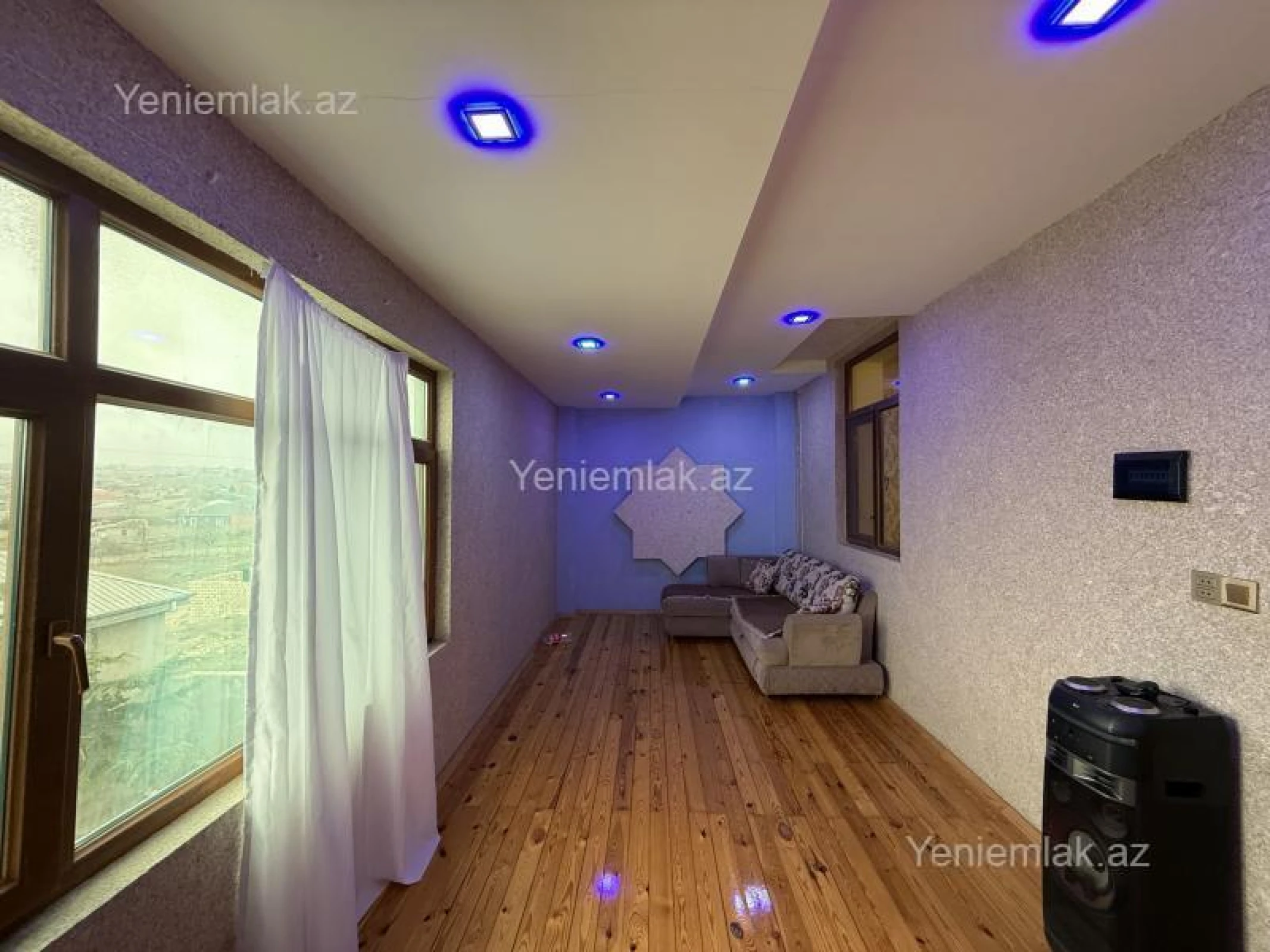 Satılır 7 otaqlı həyət evi 180 m²