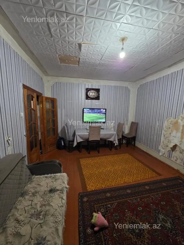 Satılır 3 otaqlı köhnə tikili 72 m²