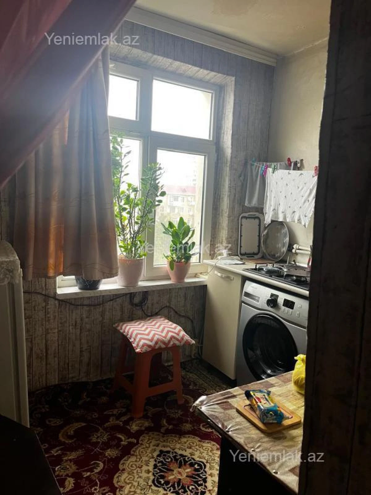 Satılır 1 otaqlı köhnə tikili 33 m²