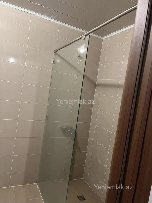 Satılır 2 otaqlı yeni tikili 63 m²