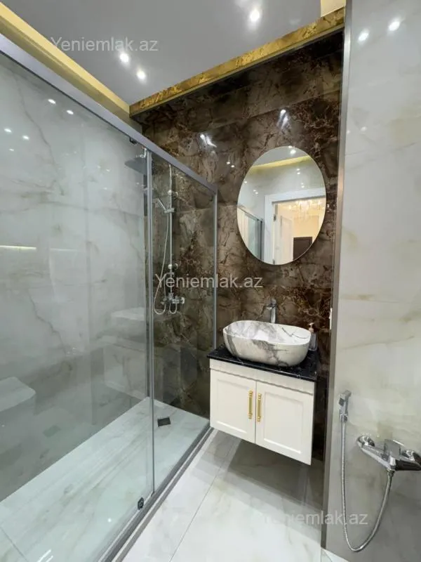 Satılır 3 otaqlı yeni tikili 100 m²