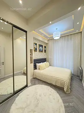 Satılır 3 otaqlı yeni tikili 100 m²