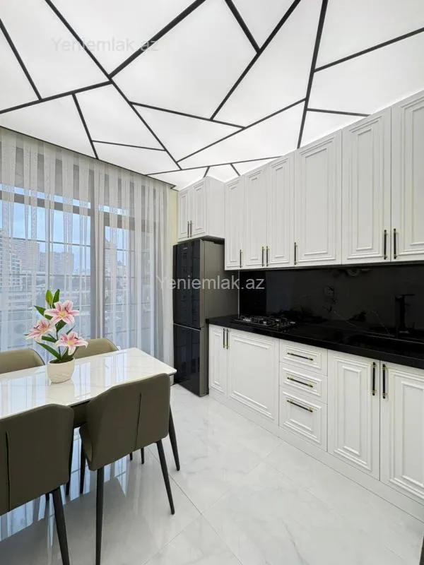 Satılır 3 otaqlı yeni tikili 112 m²