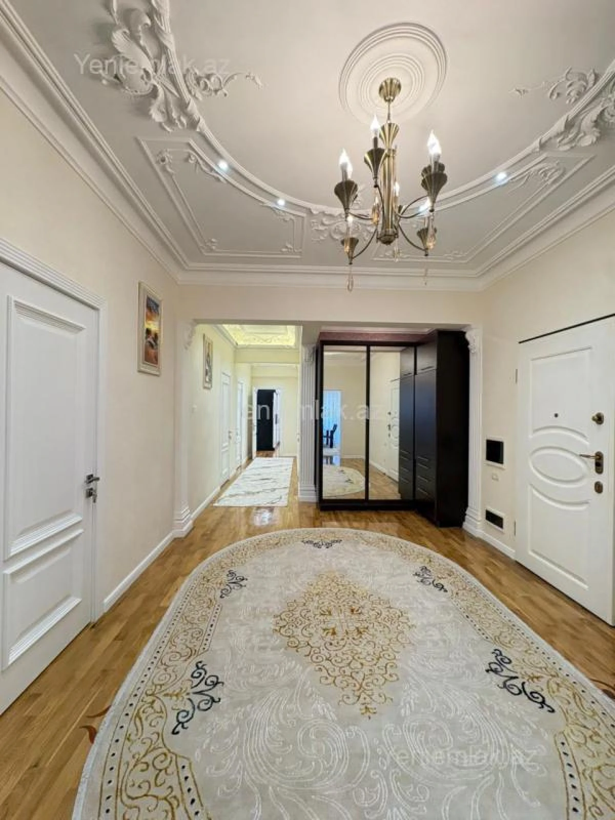 Satılır 4 otaqlı yeni tikili 220 m²