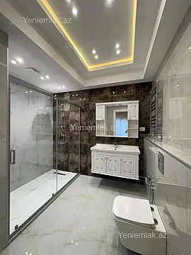 Satılır 4 otaqlı yeni tikili 220 m²