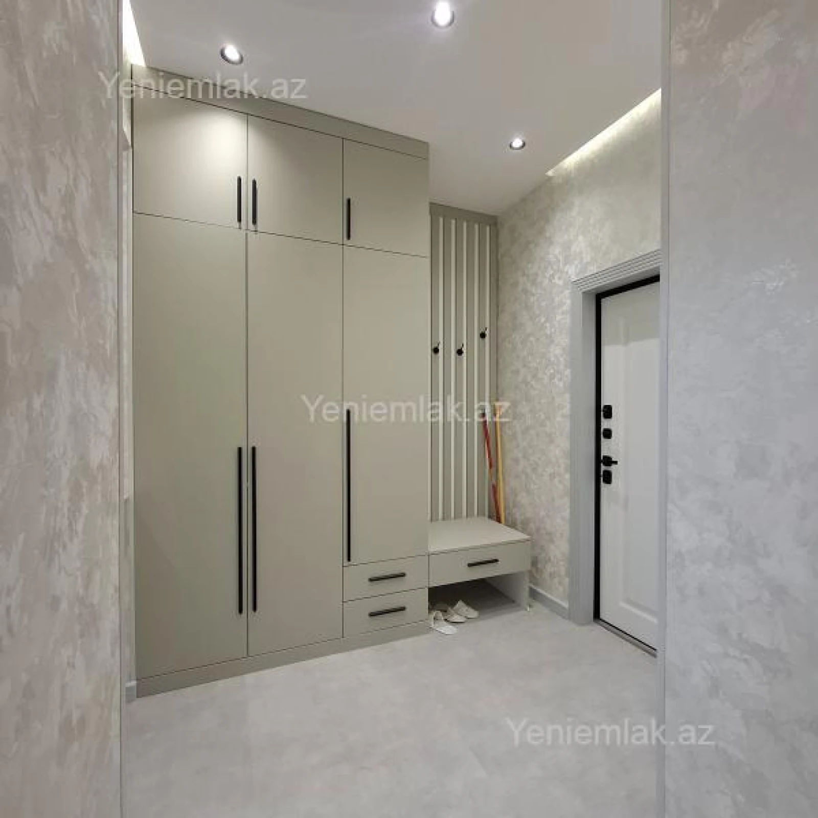 Satılır 2 otaqlı yeni tikili 64 m²