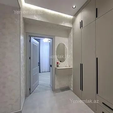 Satılır 2 otaqlı yeni tikili 64 m²