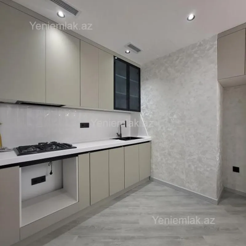 Satılır 2 otaqlı yeni tikili 64 m²