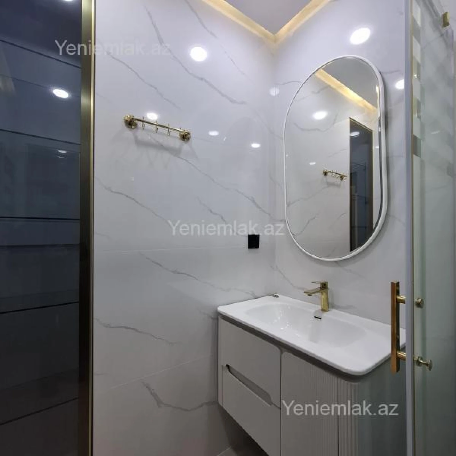 Satılır 2 otaqlı yeni tikili 64 m²