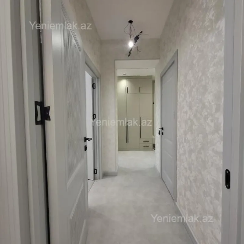 Satılır 2 otaqlı yeni tikili 64 m²