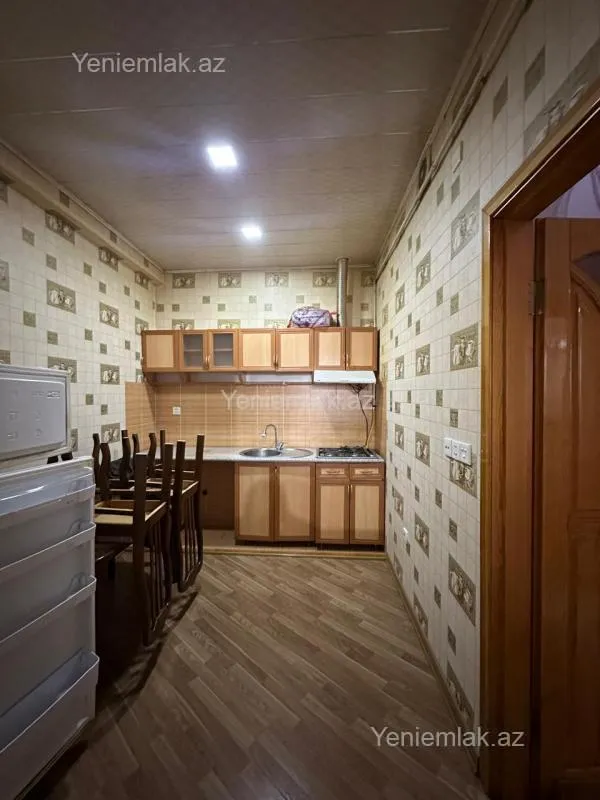 Satılır 3 otaqlı yeni tikili 120 m²