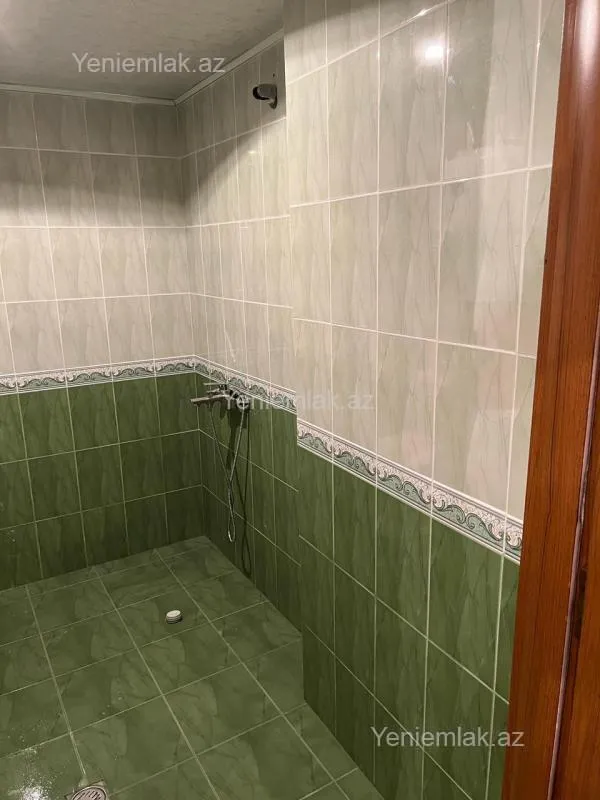 Satılır 2 otaqlı yeni tikili 68 m²