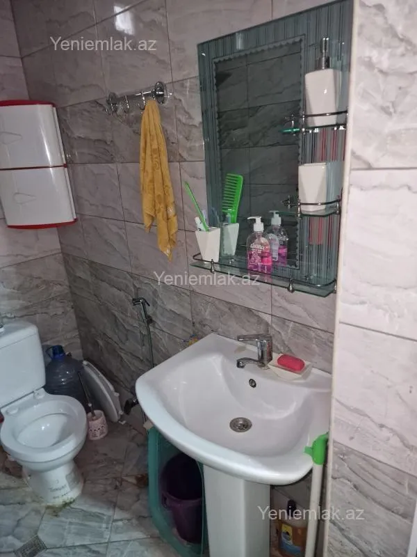 Satılır 3 otaqlı həyət evi 80 m²