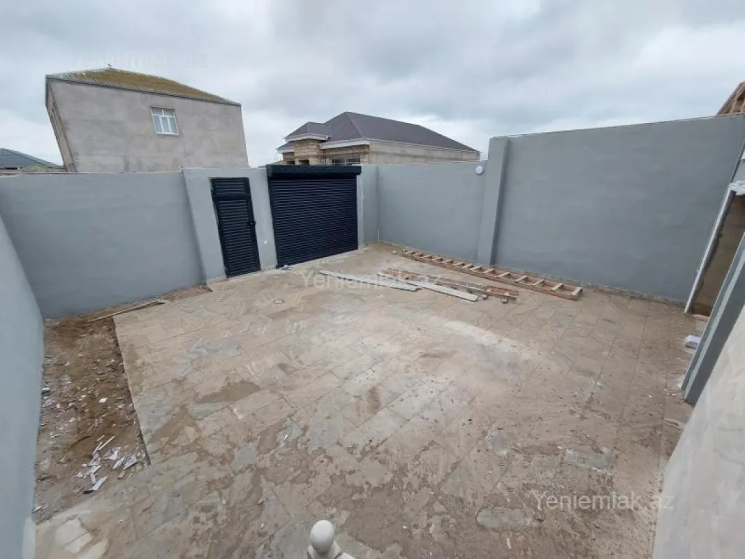 Satılır 4 otaqlı həyət evi 124 m²