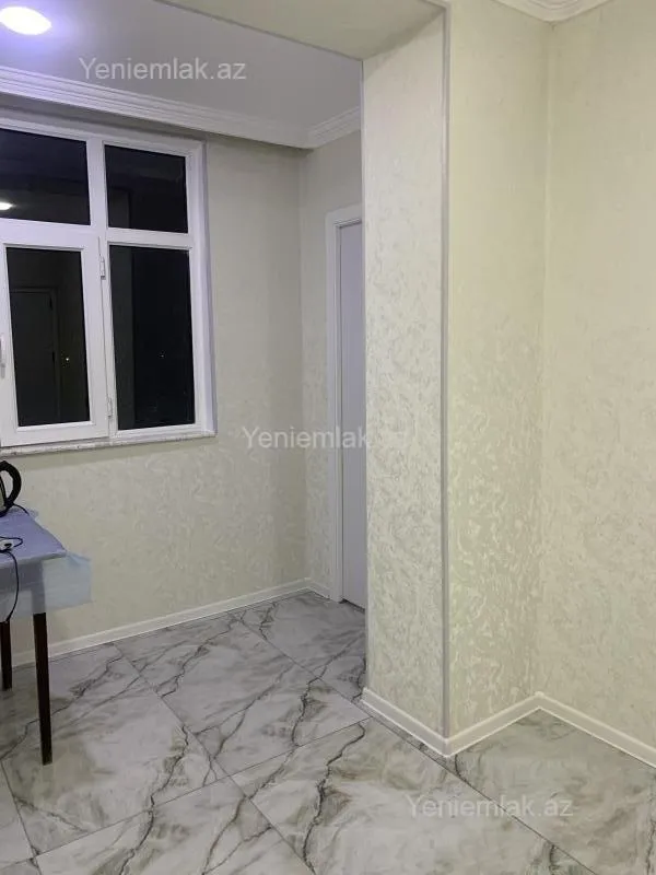 Satılır 3 otaqlı köhnə tikili 75 m²