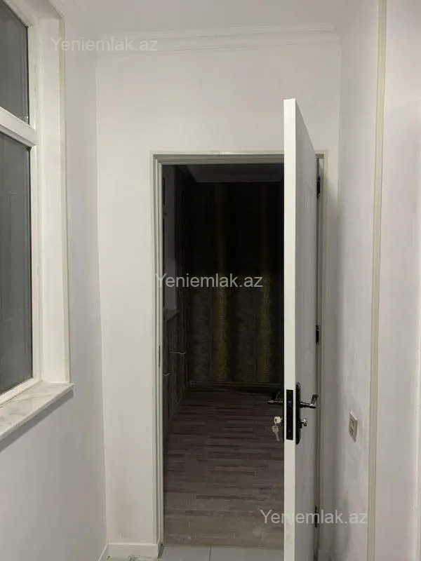 Satılır 3 otaqlı köhnə tikili 75 m²