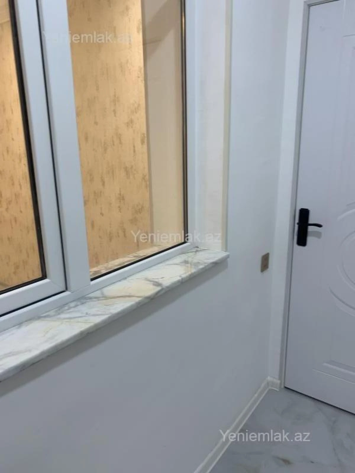 Satılır 3 otaqlı köhnə tikili 75 m²