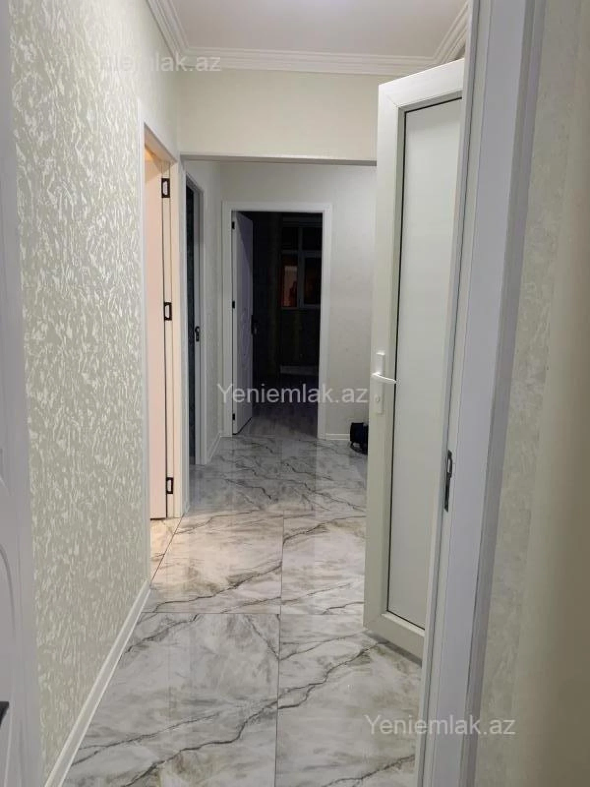 Satılır 3 otaqlı köhnə tikili 75 m²