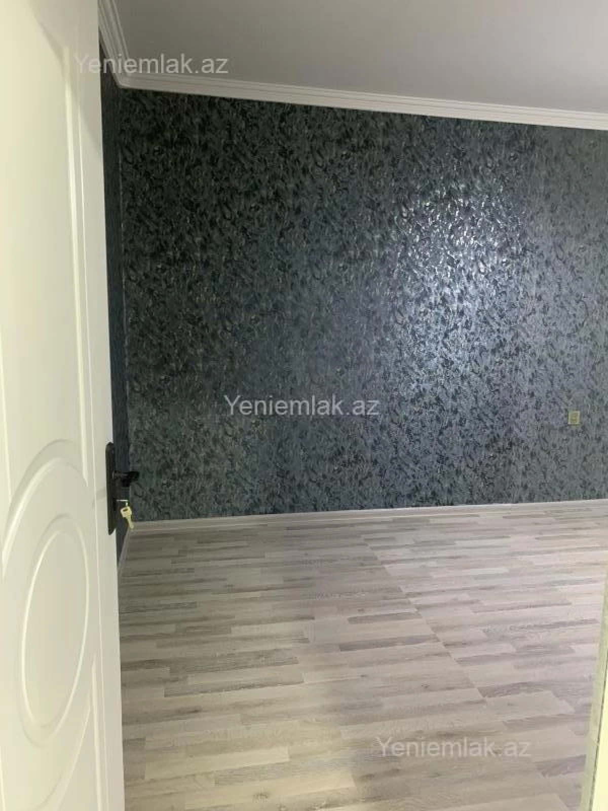 Satılır 3 otaqlı köhnə tikili 75 m²