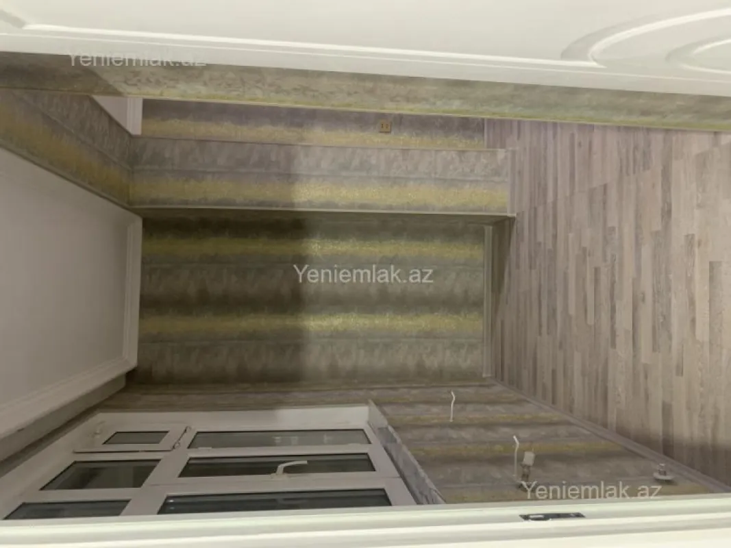 Satılır 3 otaqlı köhnə tikili 75 m²