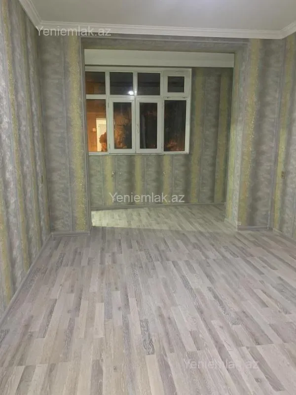 Satılır 3 otaqlı köhnə tikili 75 m²