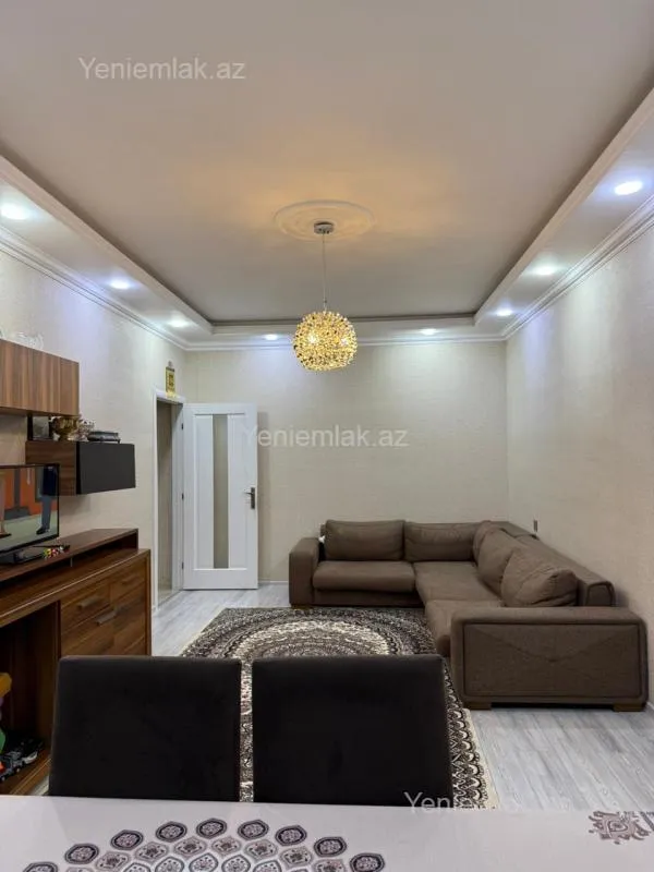 Satılır 2 otaqlı yeni tikili 86 m²