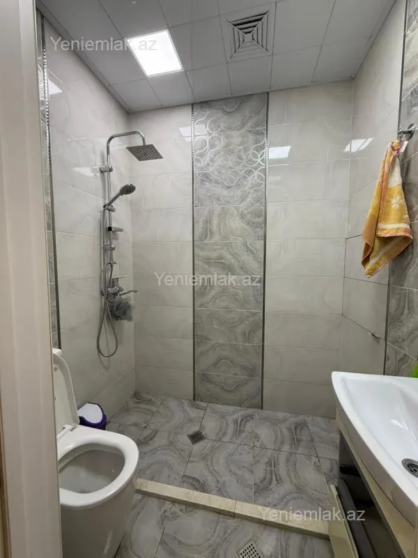 Satılır 2 otaqlı yeni tikili 86 m²