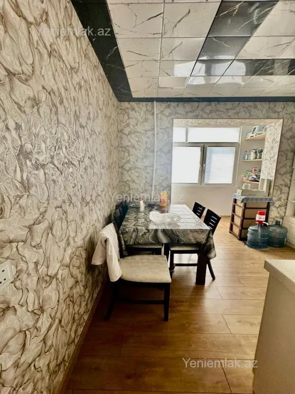 Satılır 3 otaqlı köhnə tikili 85 m²