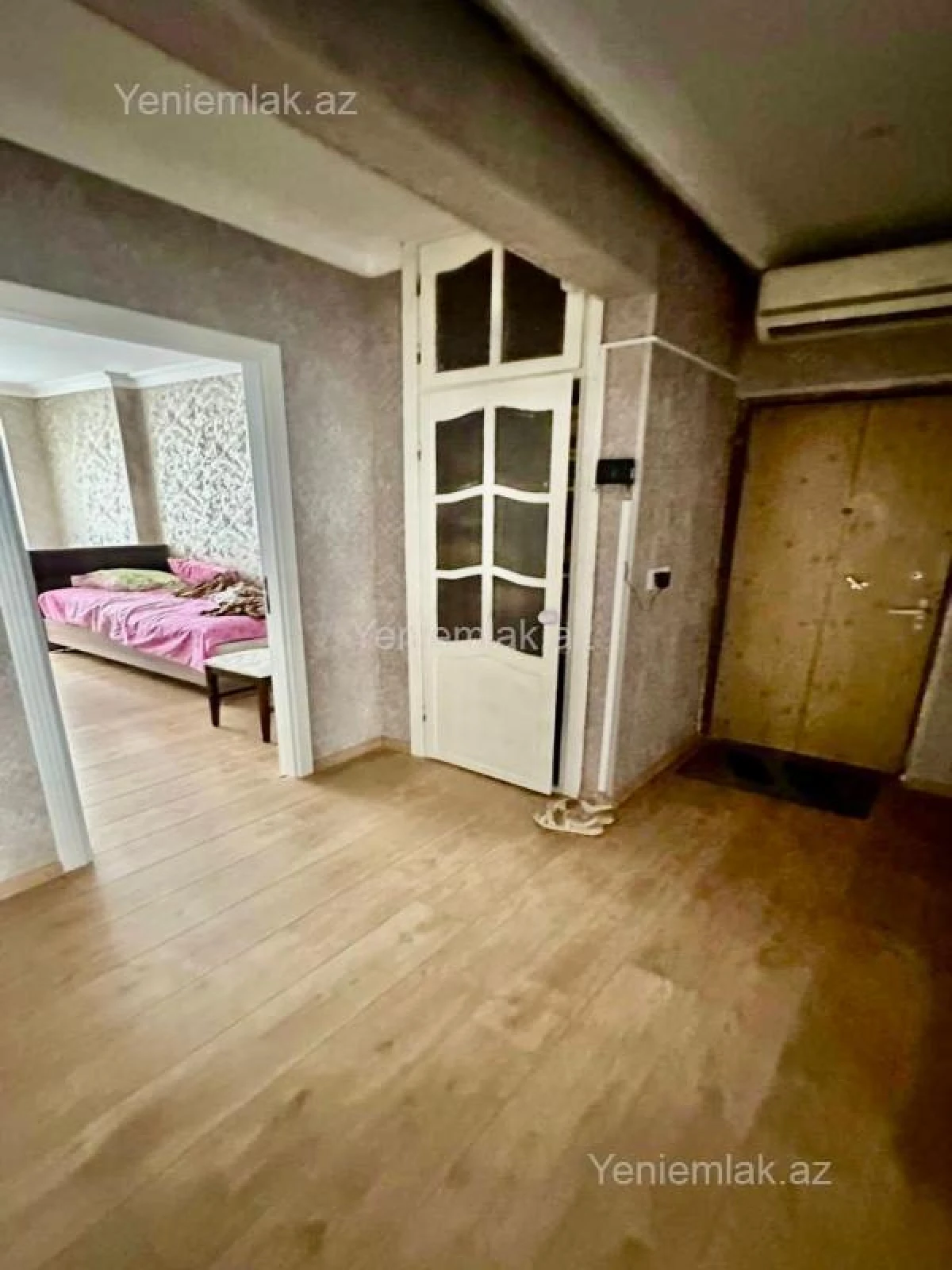 Satılır 3 otaqlı köhnə tikili 85 m²
