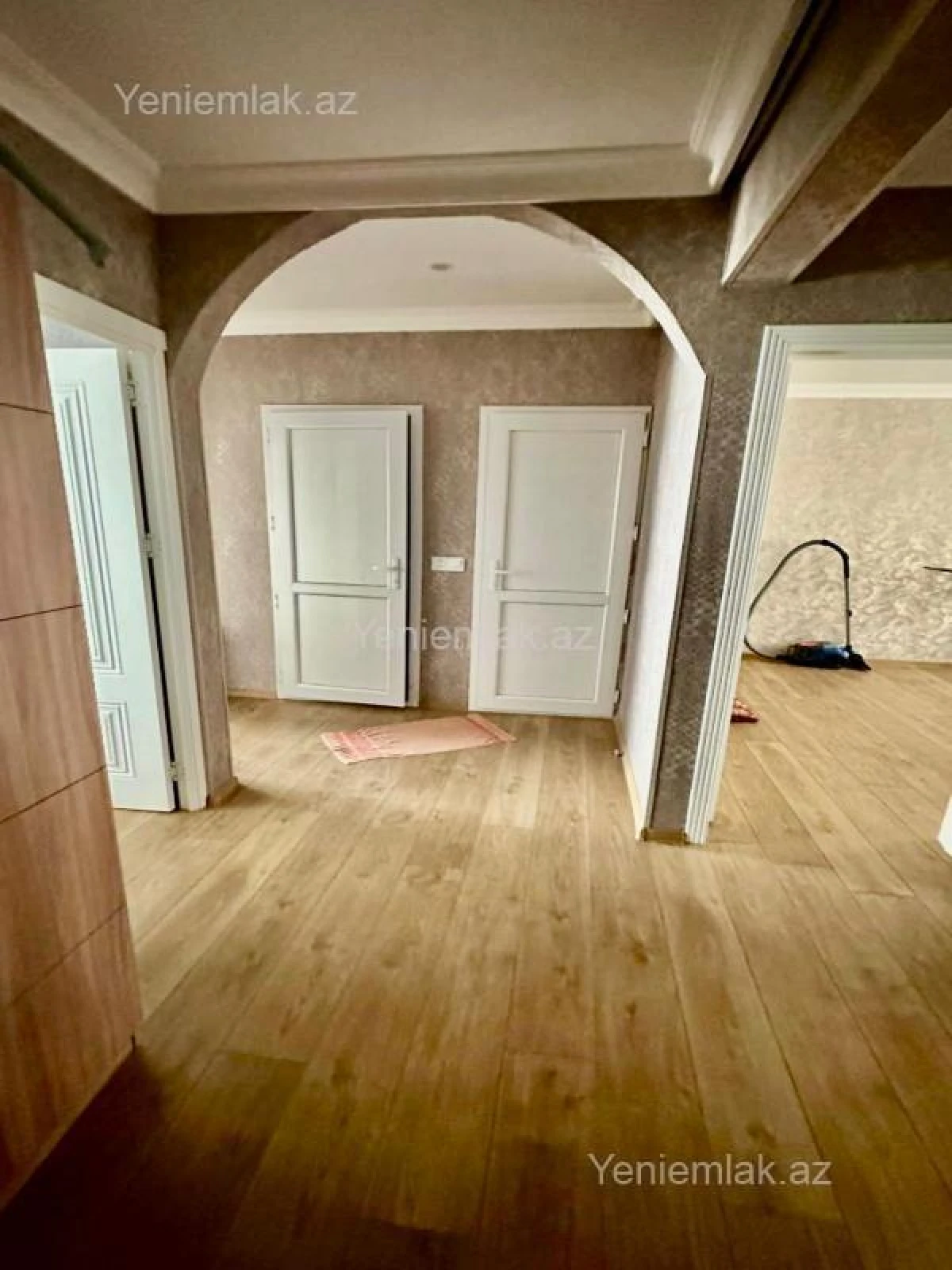 Satılır 3 otaqlı köhnə tikili 85 m²